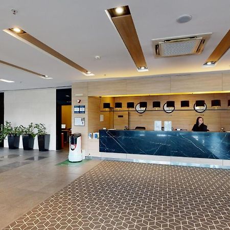 Best Western Premier Sofia Airport Hotel Экстерьер фото